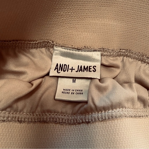 ANDI + JAMES Women's Medium A-Line Skirt Pleated Beige
Geometric Paisley Hem NWT - Picture 12 of 12